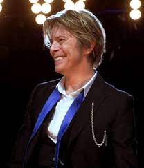 Os 7 Cantores Solo De Rock Mais Bem-Sucedidos Da História David Bowie